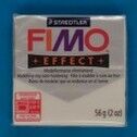 Nachleuchtende Modelliermasse Fimo in Originalverpackung.