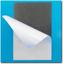 Kleine selbstklebende Magnetplatten.