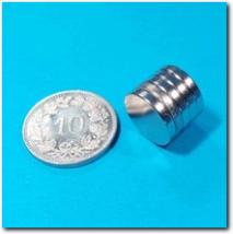 Starke Neodym Scheiben Magnete 12 x 2 mm.