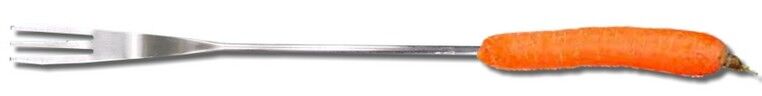 Käse Fonduegabel mit Karotte als Griff.
